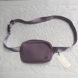 NWT CALIA (Carrie Underwood) Fanny Pack